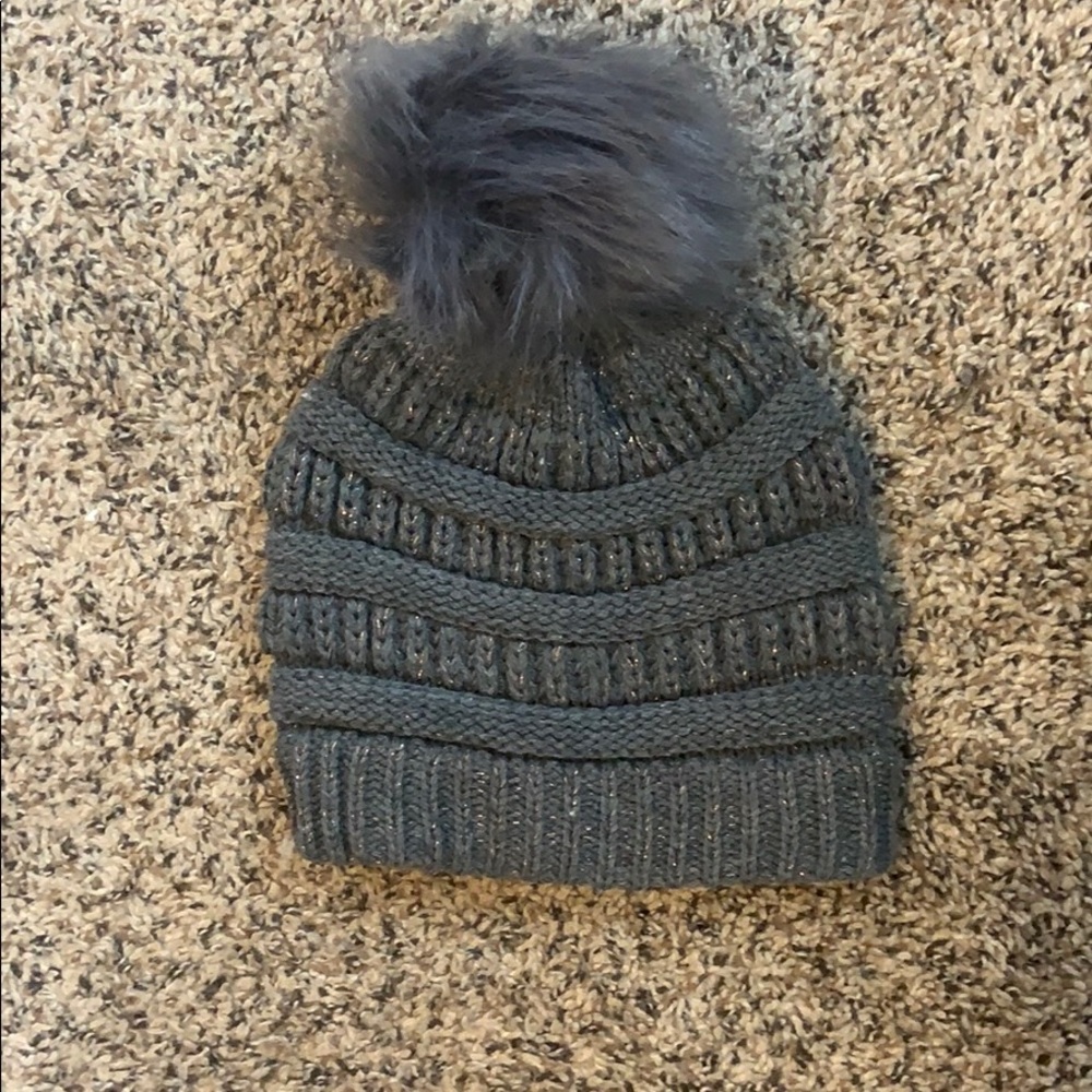 Keep Cozy in this stylish hat!